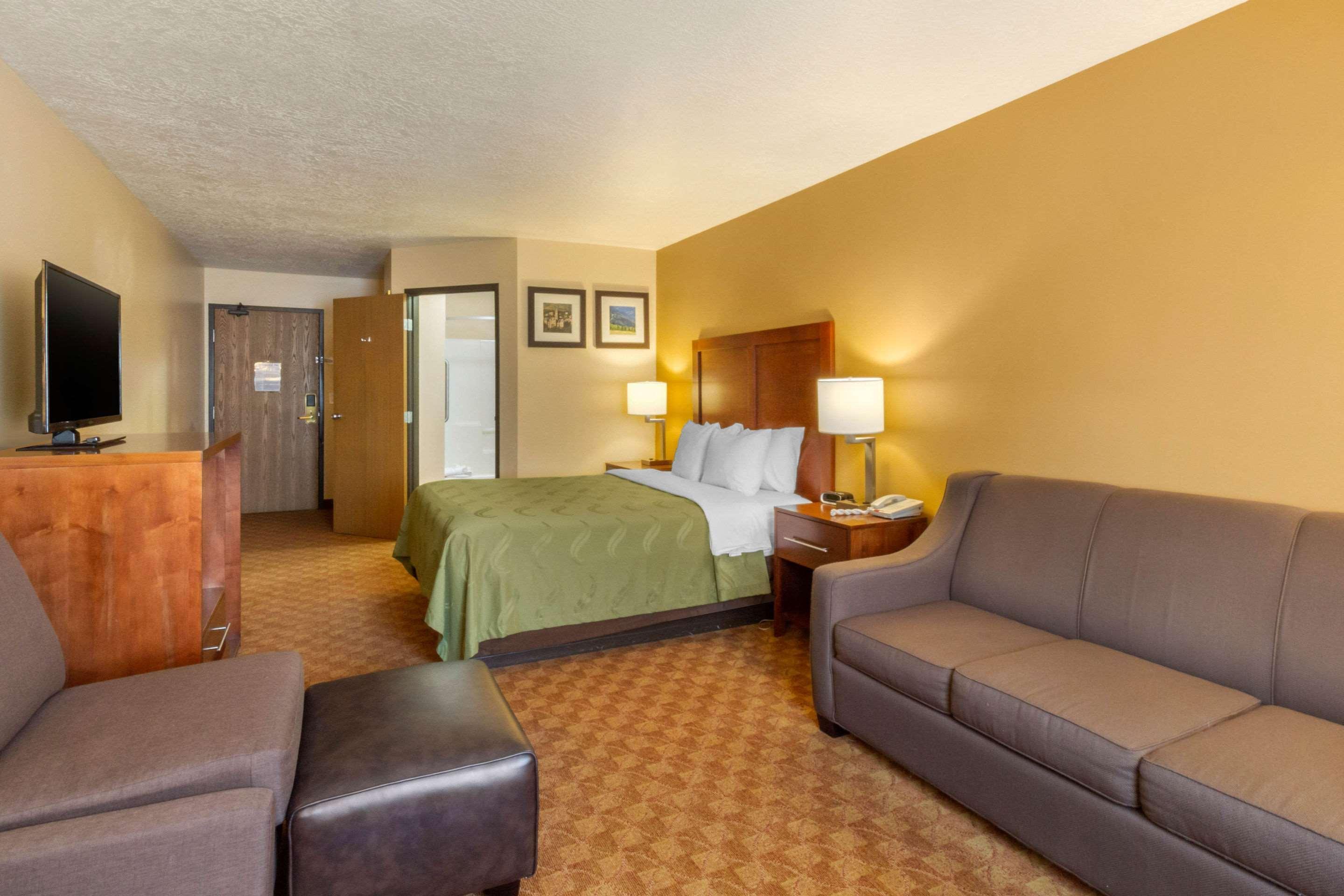Quality Inn Logan Near University Ngoại thất bức ảnh