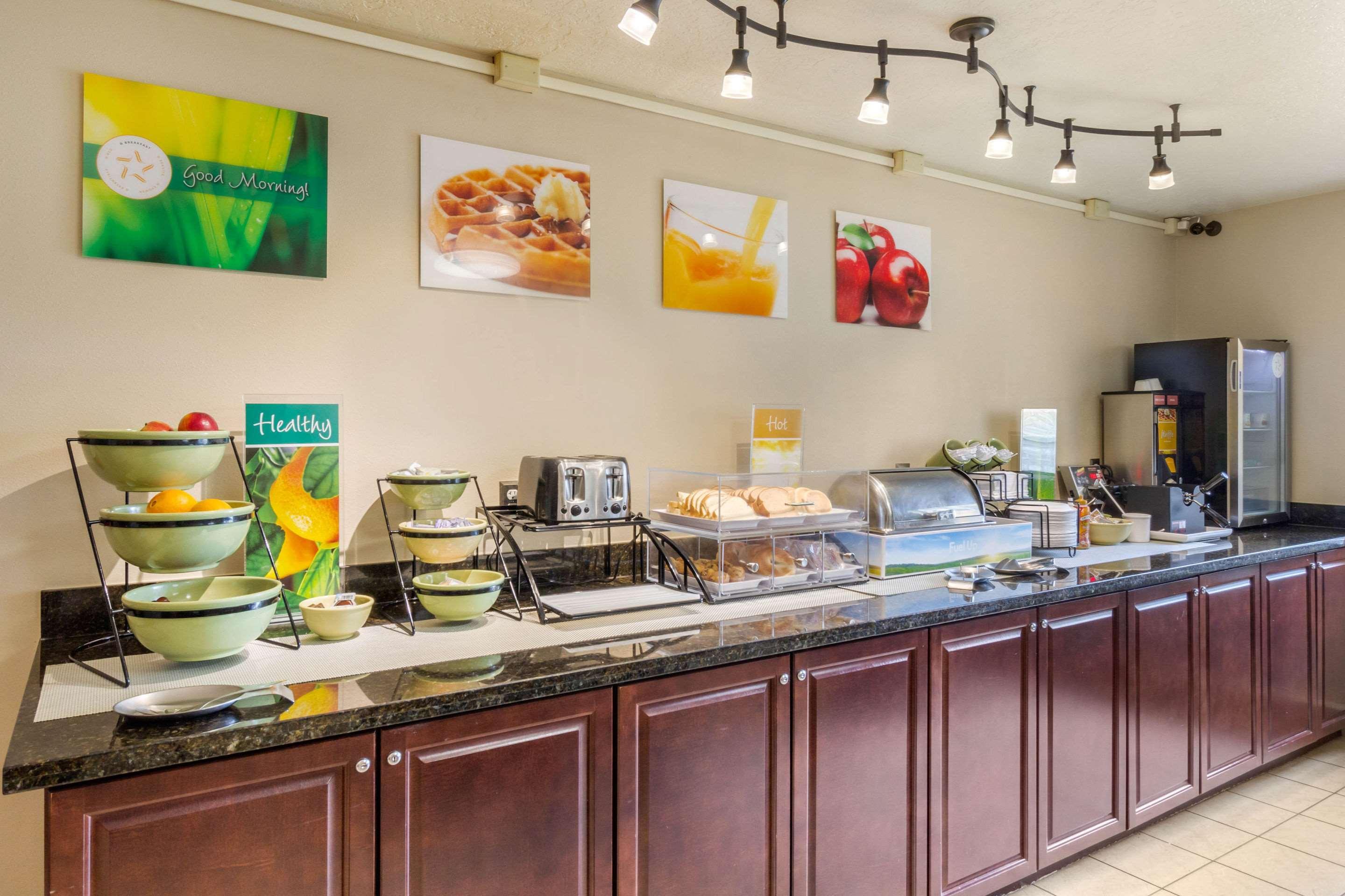 Quality Inn Logan Near University Ngoại thất bức ảnh